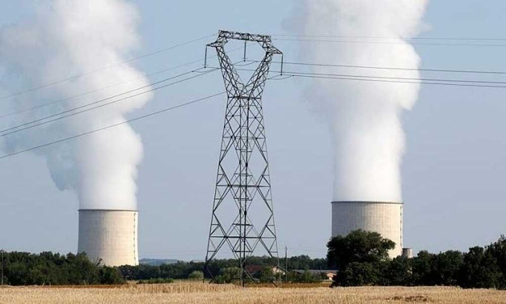 Vietnam needs 4,000 workers for 2 nuclear plants